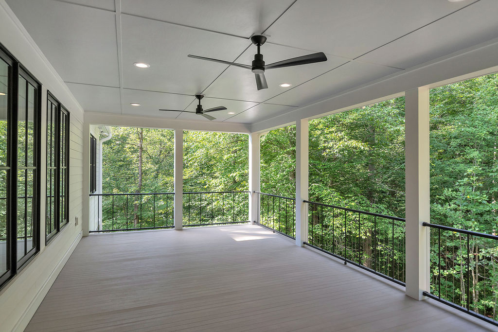 Start Building Your Dream Deck With Help From Our Team