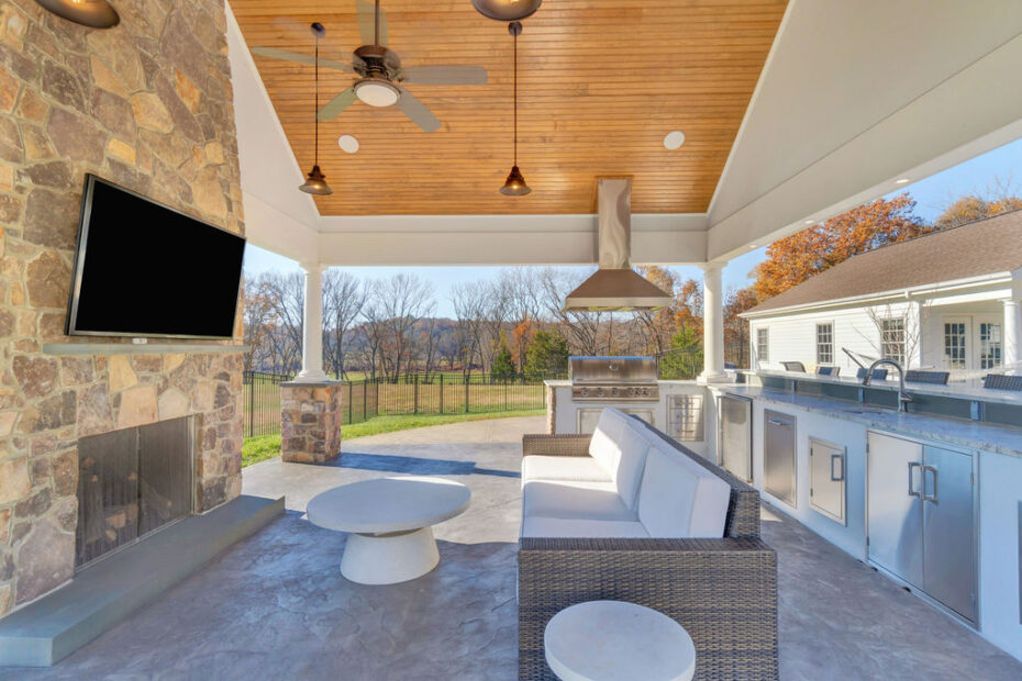 Enjoy The Outdoors With A Pool Pavilion Enjoy The Outdoors With A Pool Pavilion