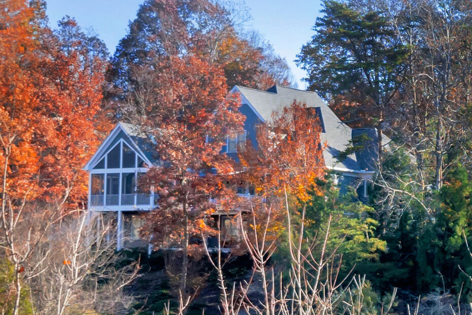 Get Started Rebuilding Your Old Worn Down Deck